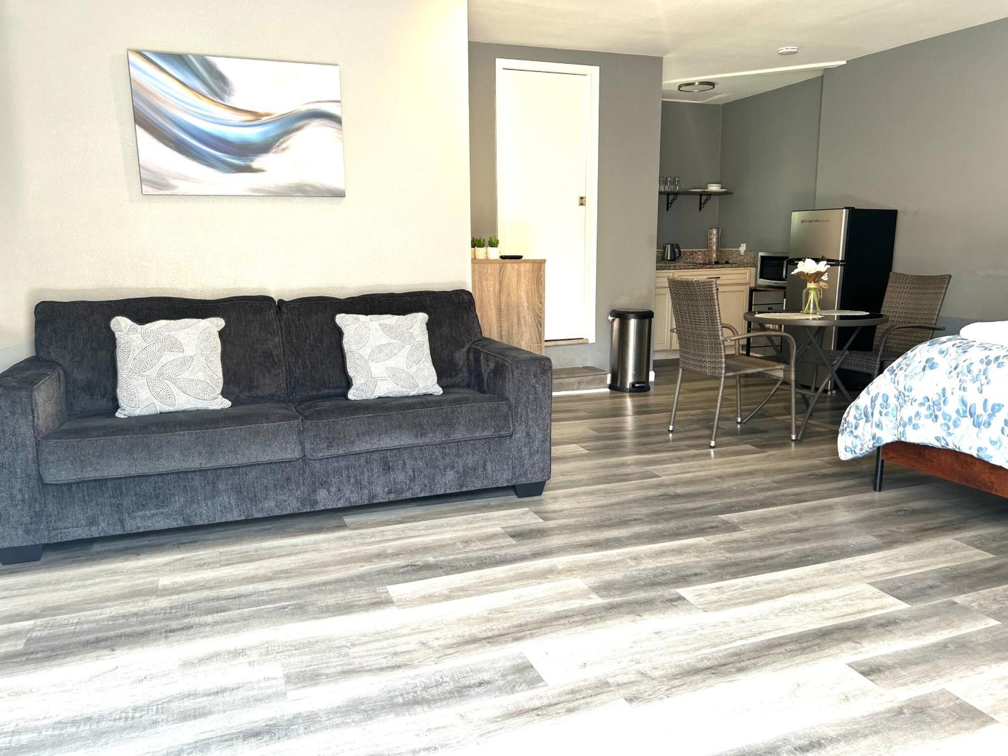 מורנו ואלי Spacious Studio With Private Entry מראה חיצוני תמונה