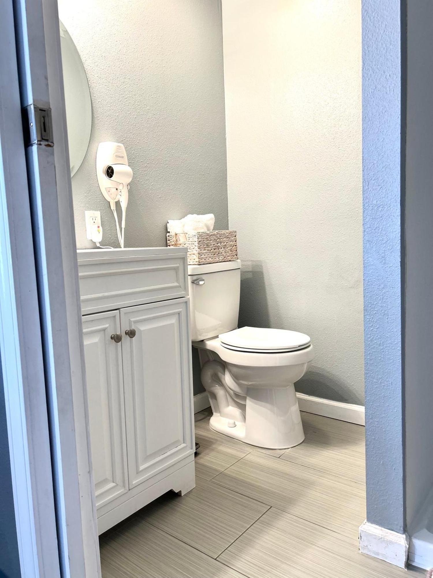 מורנו ואלי Spacious Studio With Private Entry מראה חיצוני תמונה